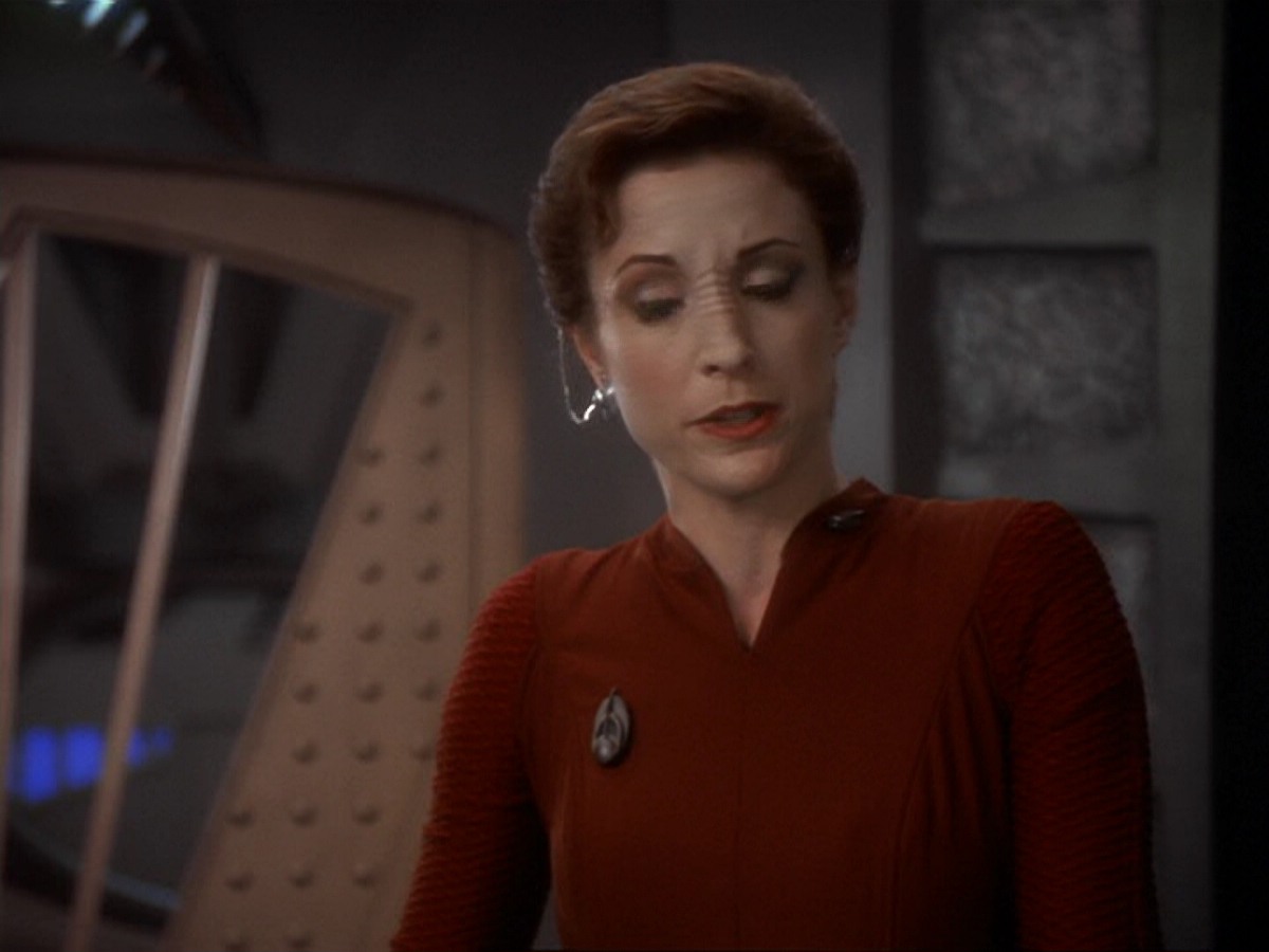 extant_StarTrek_DS9_6x13-FarBeyondTheStars_0044.jpg