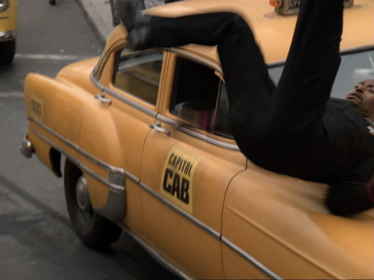 extant_StarTrek_DS9_6x13-FarBeyondTheStars_0430.jpg