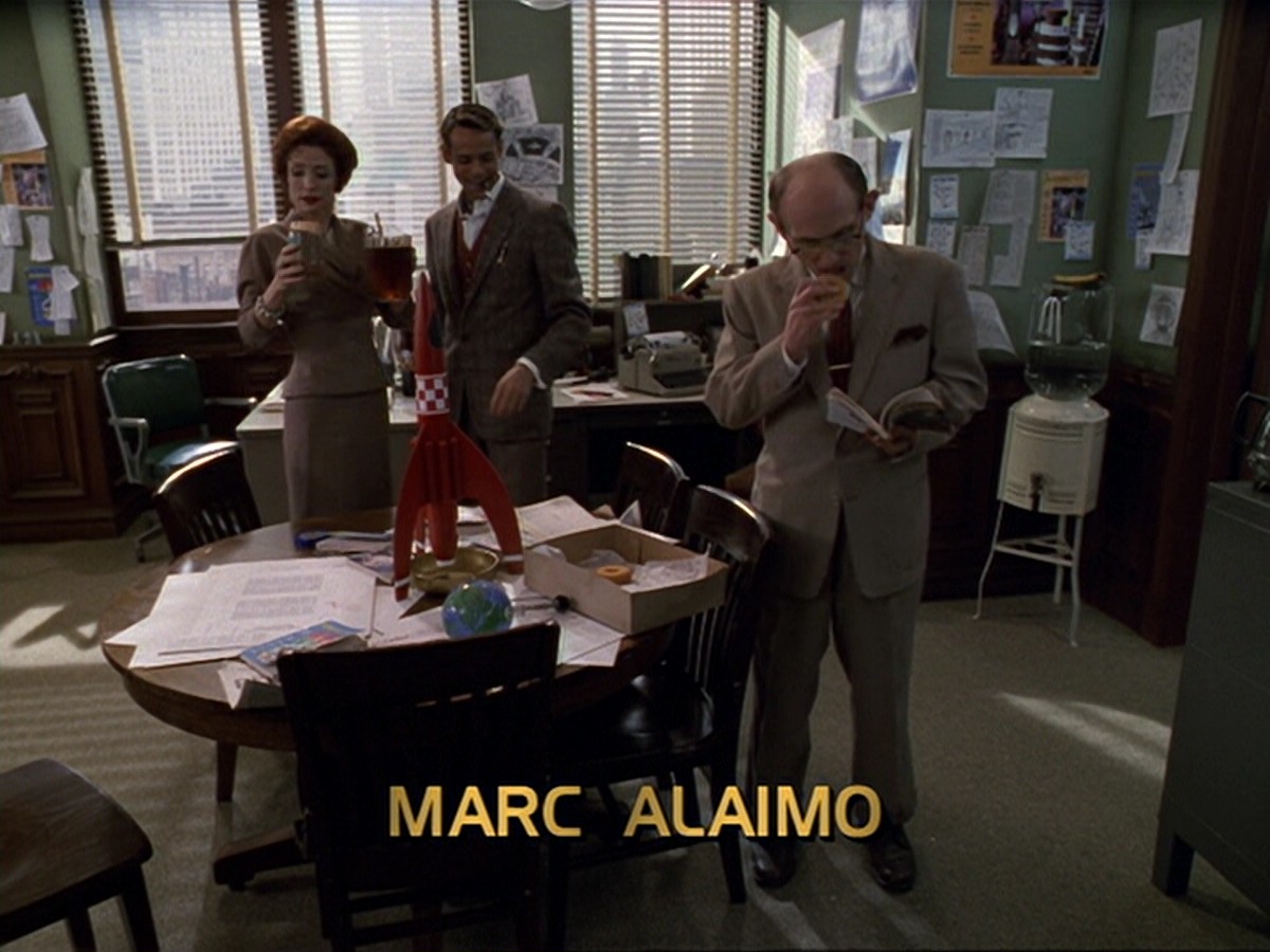 extant_StarTrek_DS9_6x13-FarBeyondTheStars_0845.jpg