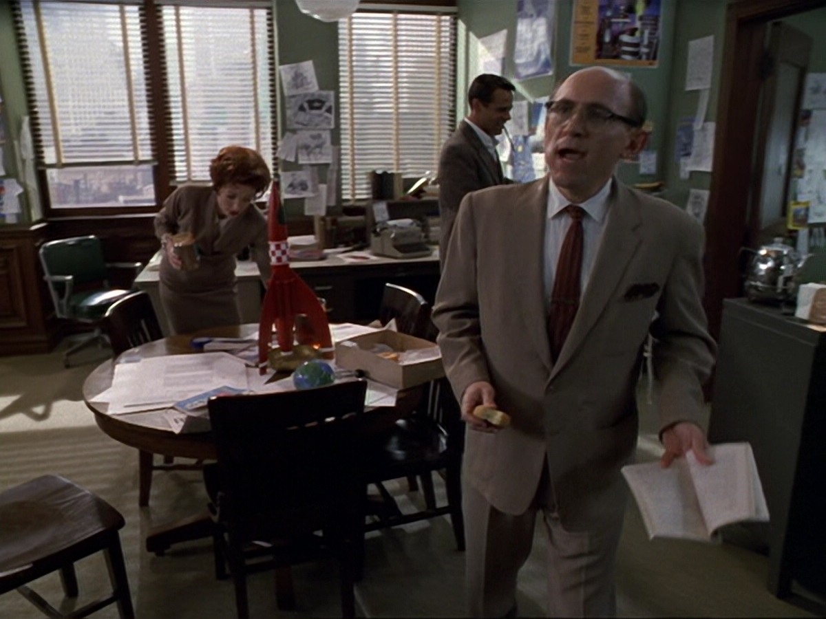 extant_StarTrek_DS9_6x13-FarBeyondTheStars_0852.jpg