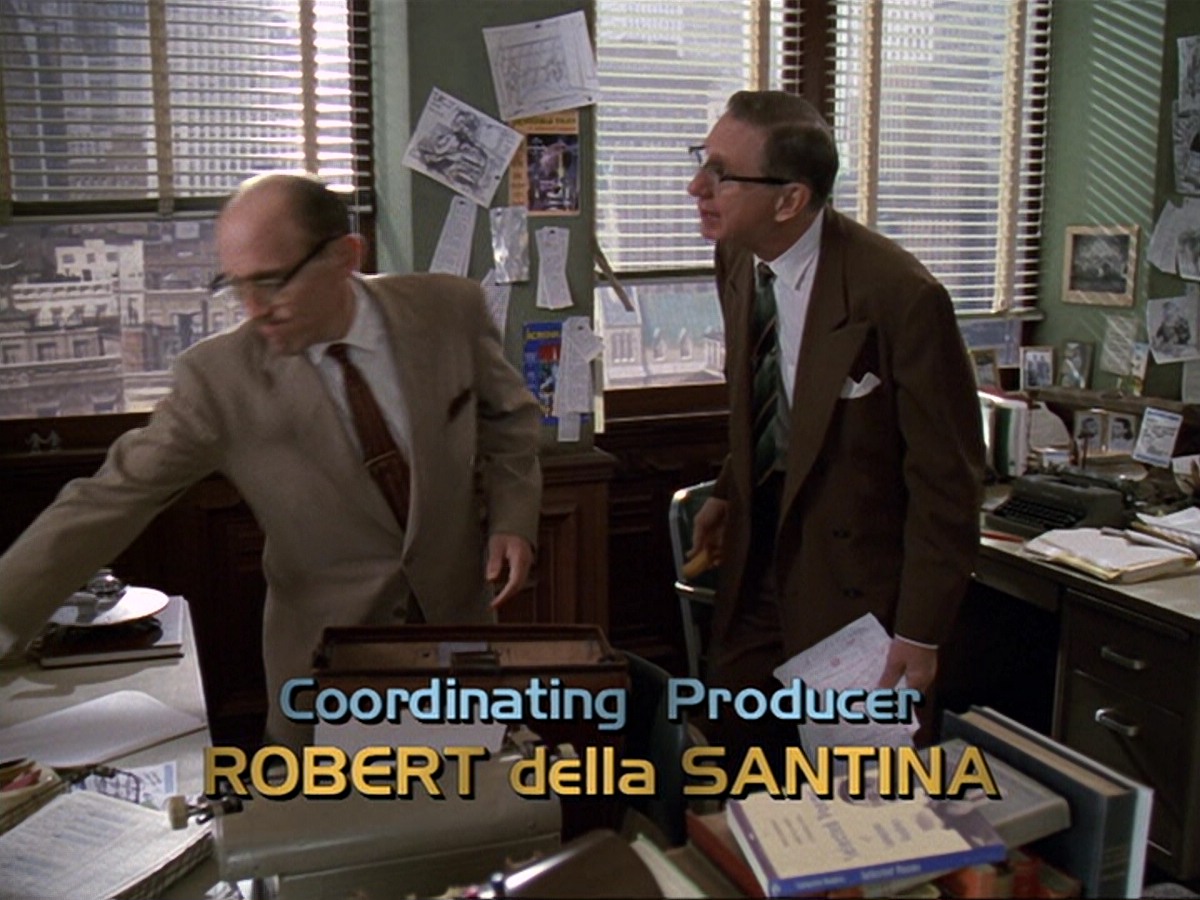 extant_StarTrek_DS9_6x13-FarBeyondTheStars_0904.jpg
