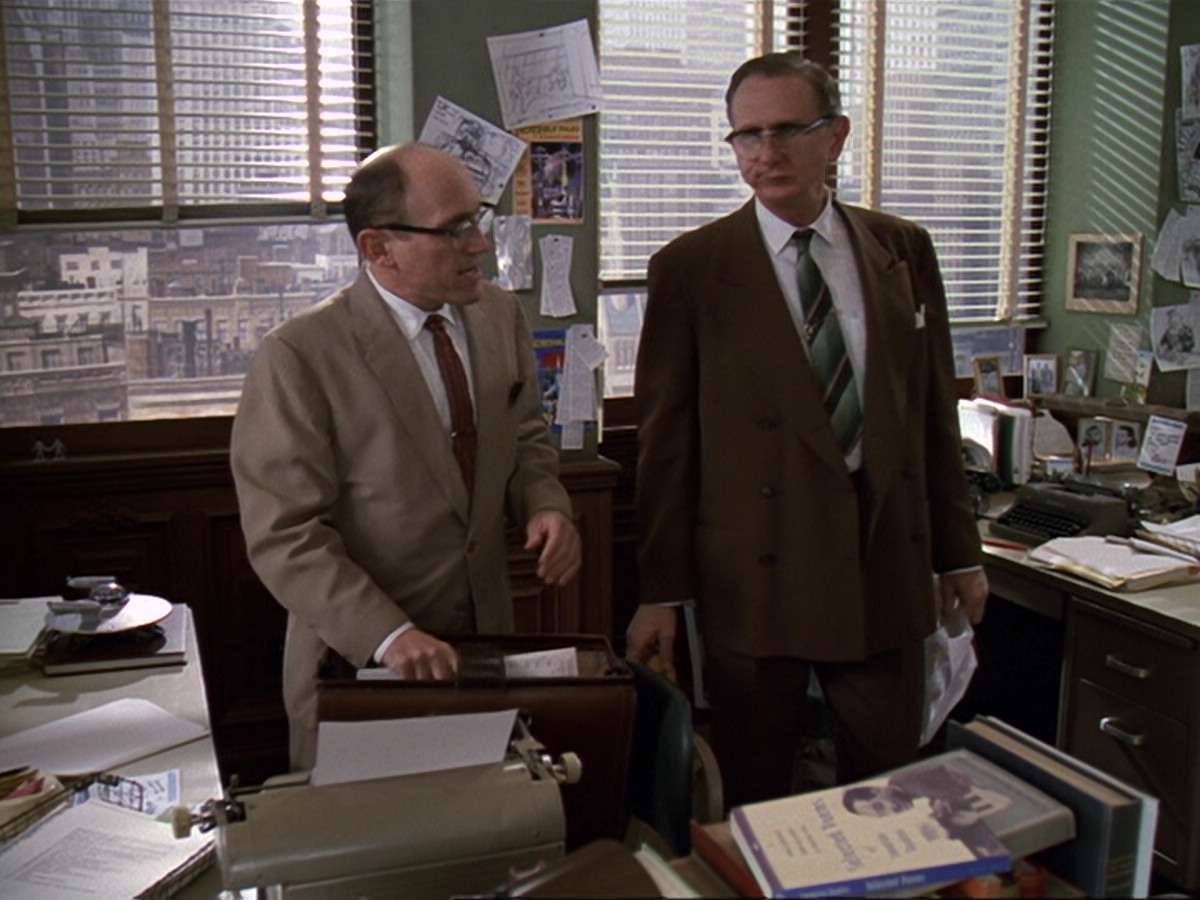 extant_StarTrek_DS9_6x13-FarBeyondTheStars_0919.jpg