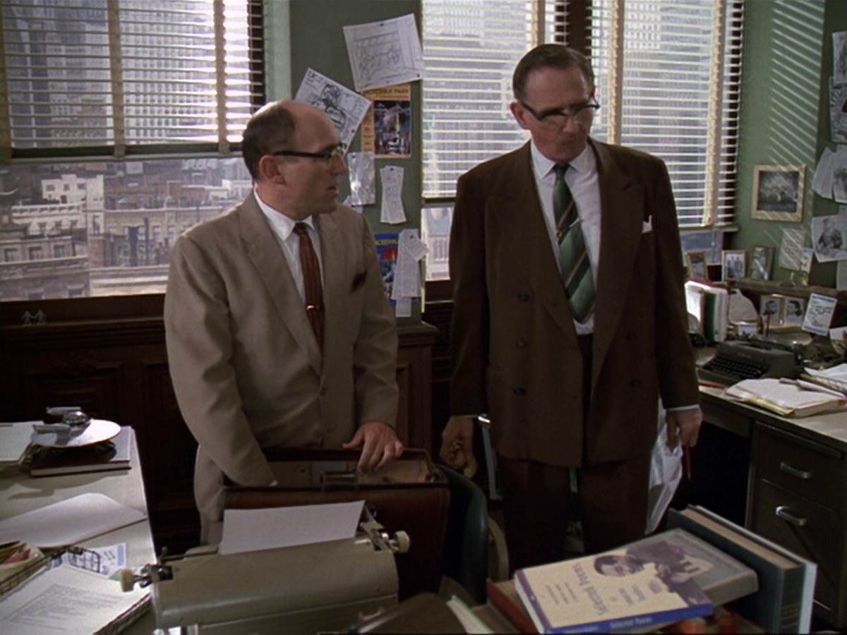 extant_StarTrek_DS9_6x13-FarBeyondTheStars_0921.jpg