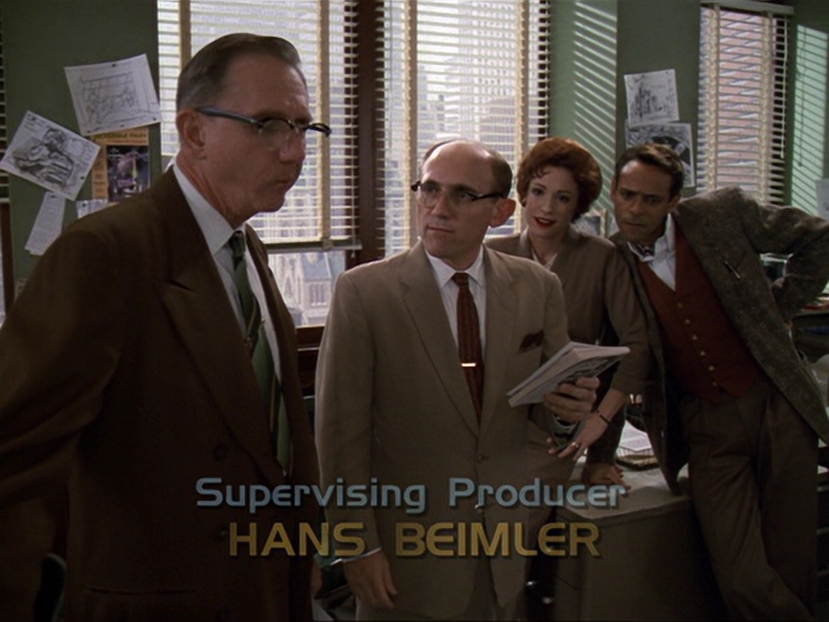 extant_StarTrek_DS9_6x13-FarBeyondTheStars_0946.jpg