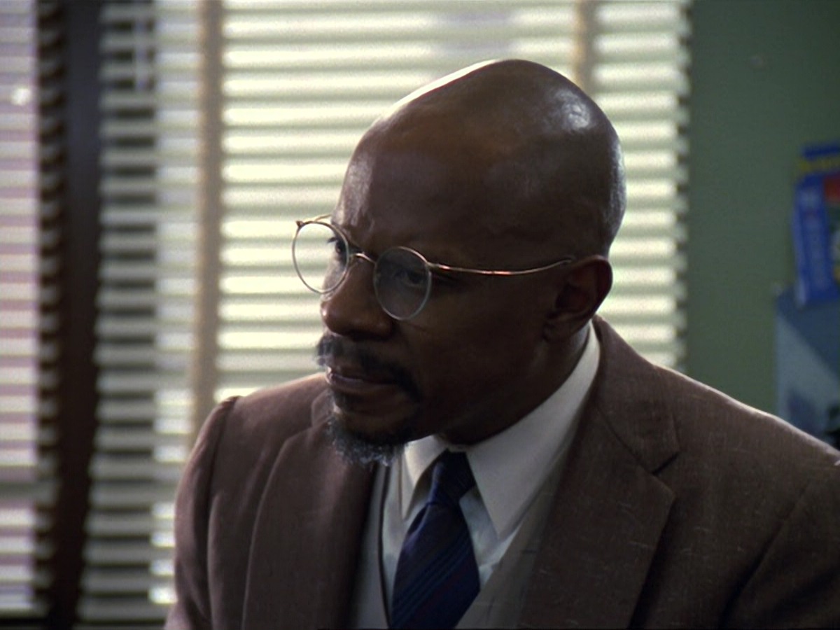 extant_StarTrek_DS9_6x13-FarBeyondTheStars_2185.jpg