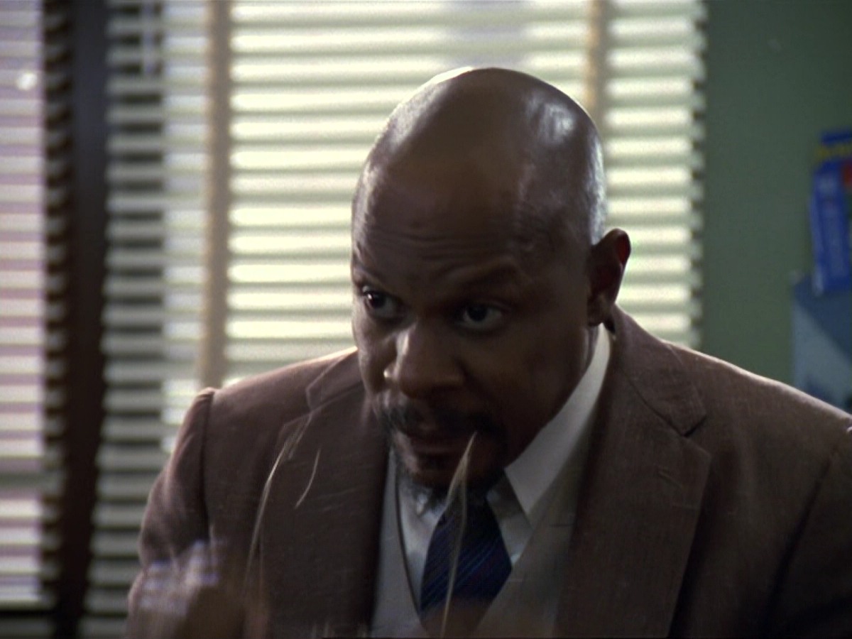 extant_StarTrek_DS9_6x13-FarBeyondTheStars_2218.jpg