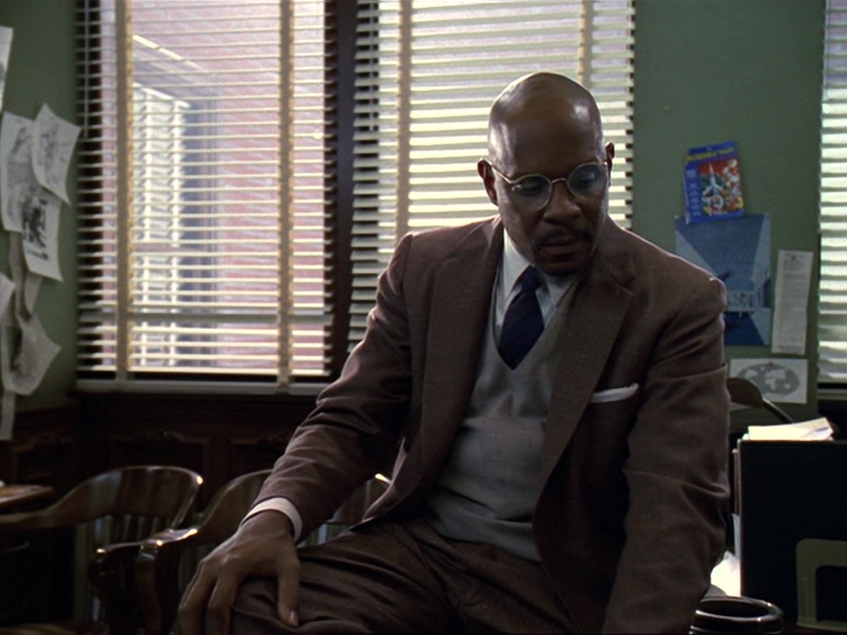 extant_StarTrek_DS9_6x13-FarBeyondTheStars_2241.jpg