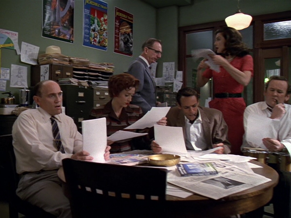 extant_StarTrek_DS9_6x13-FarBeyondTheStars_2252.jpg