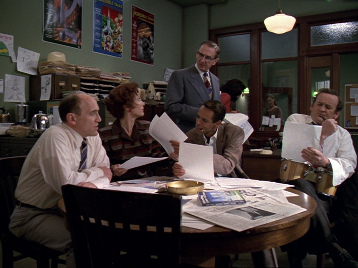 extant_StarTrek_DS9_6x13-FarBeyondTheStars_2257.jpg