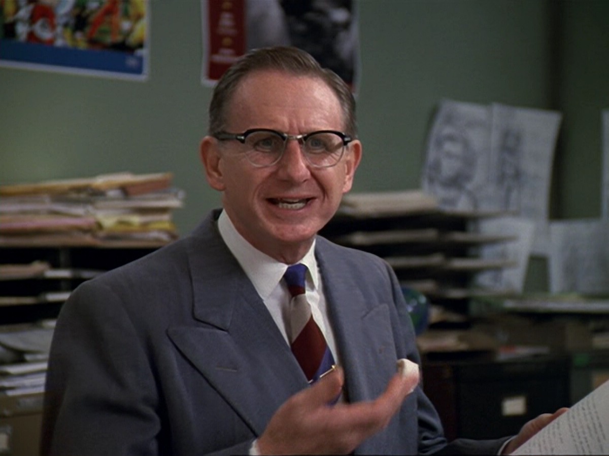 extant_StarTrek_DS9_6x13-FarBeyondTheStars_2273.jpg