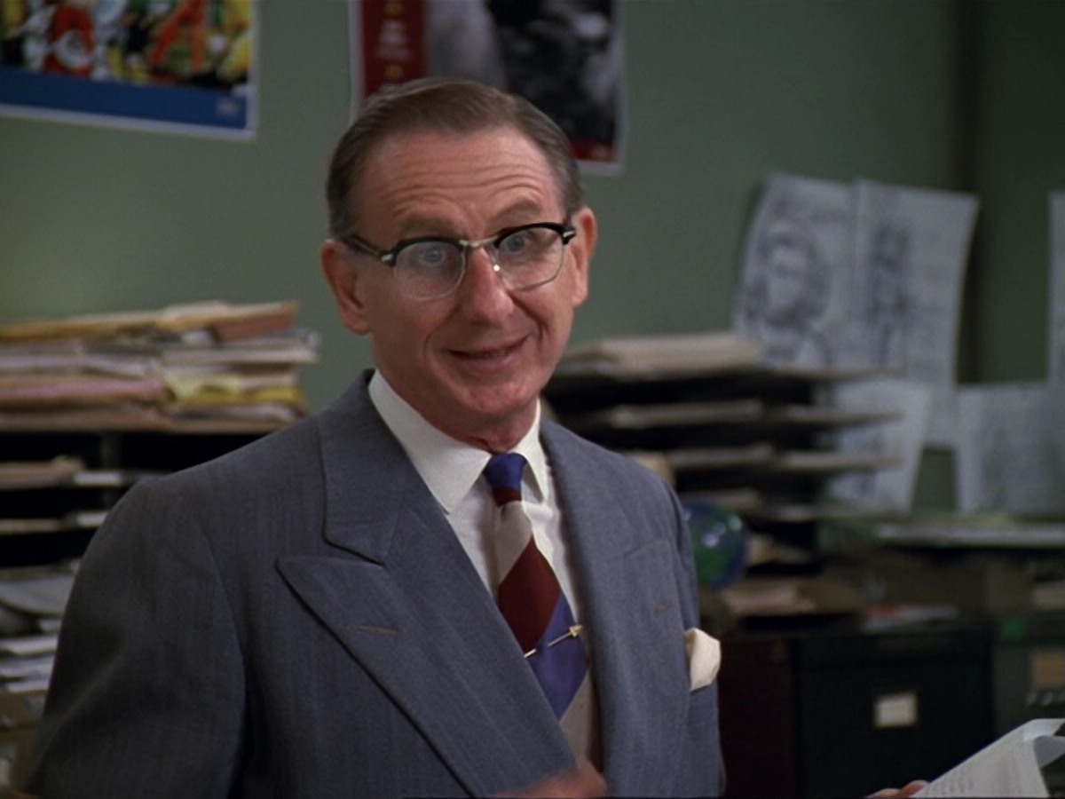 extant_StarTrek_DS9_6x13-FarBeyondTheStars_2276.jpg