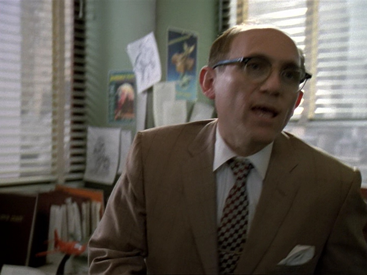 extant_StarTrek_DS9_6x13-FarBeyondTheStars_3118.jpg
