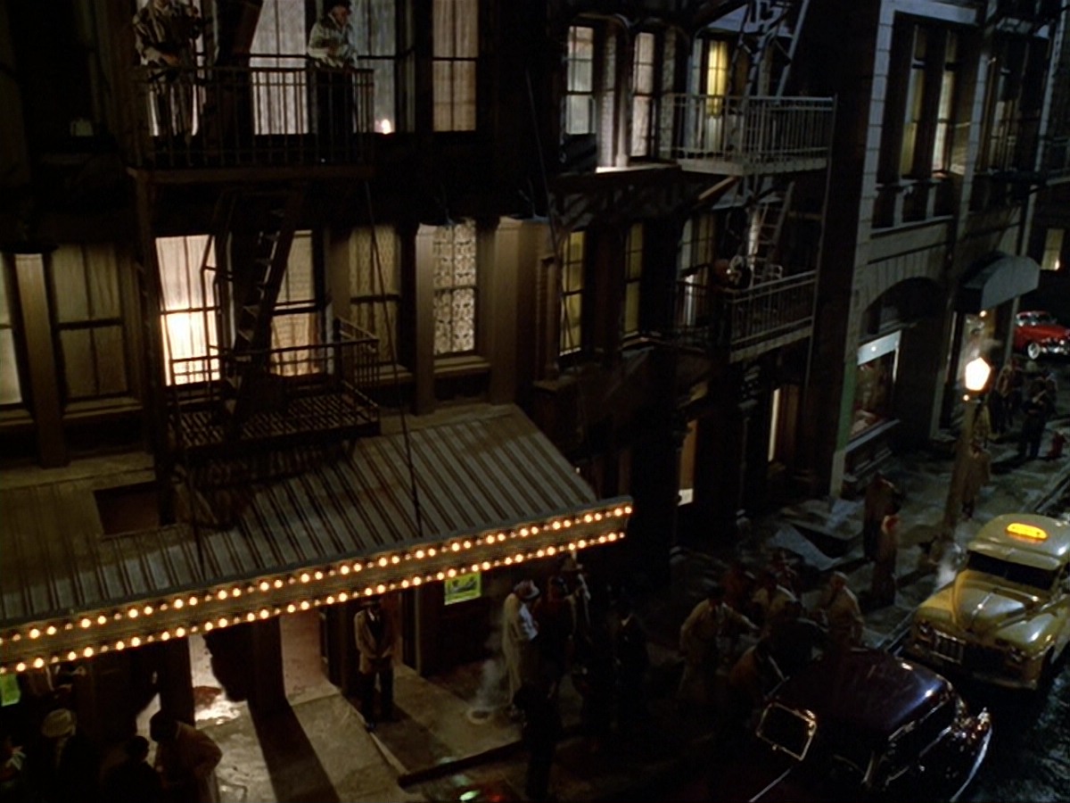 extant_StarTrek_DS9_6x13-FarBeyondTheStars_3286.jpg