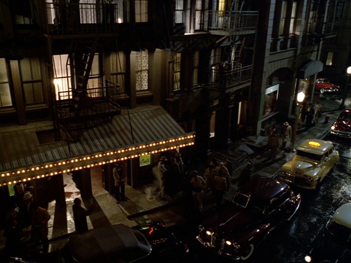 extant_StarTrek_DS9_6x13-FarBeyondTheStars_3290.jpg