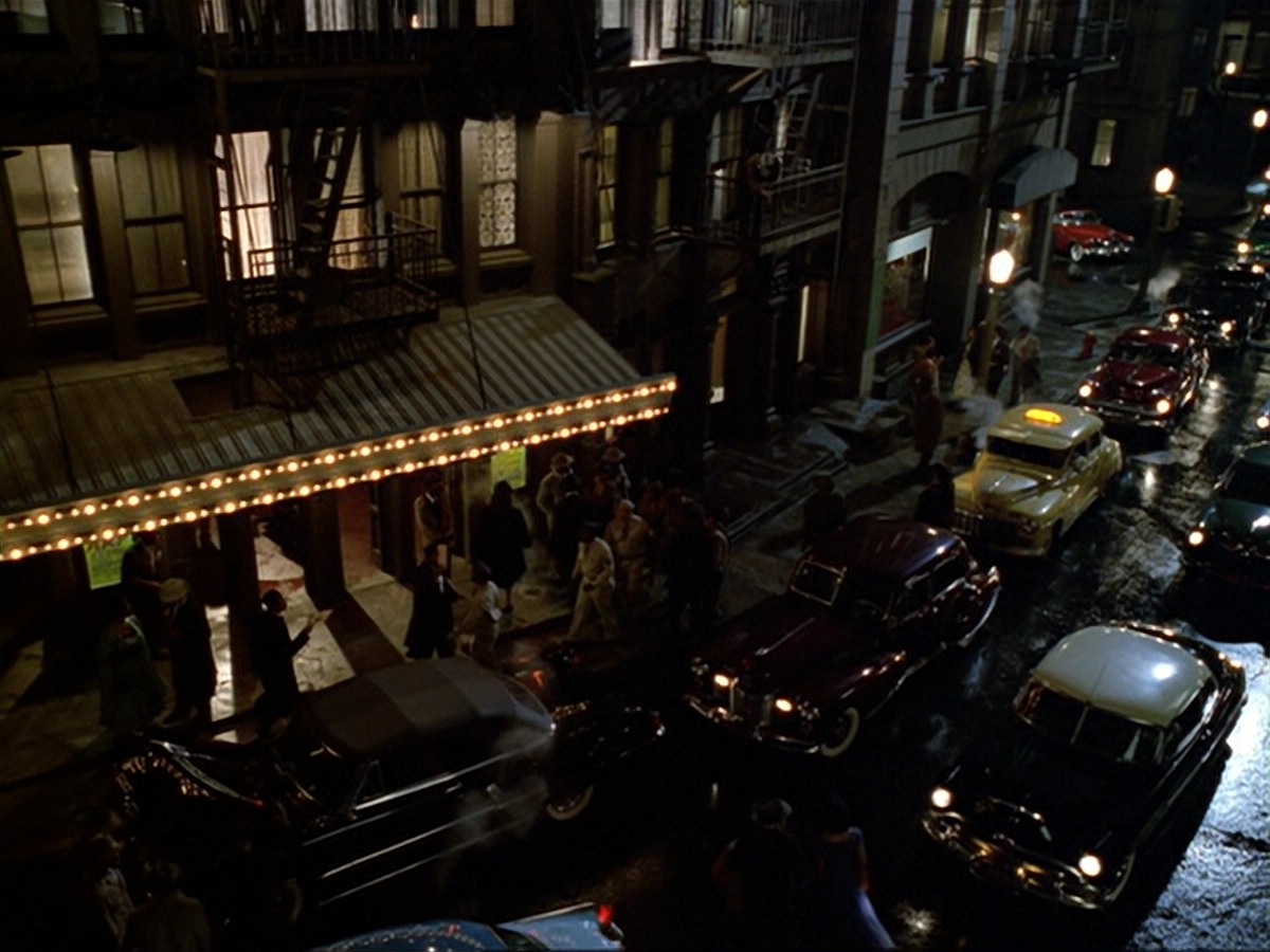extant_StarTrek_DS9_6x13-FarBeyondTheStars_3298.jpg