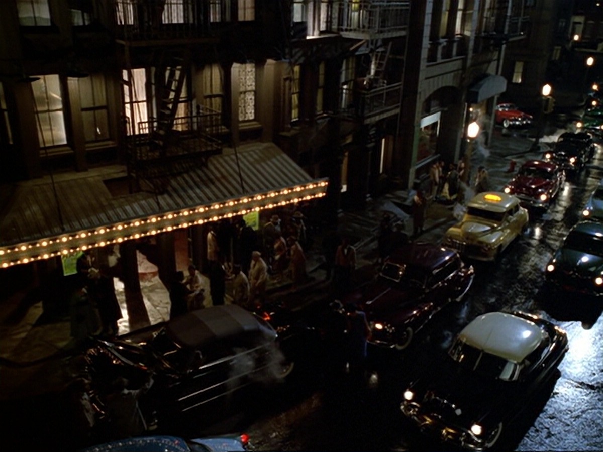 extant_StarTrek_DS9_6x13-FarBeyondTheStars_3302.jpg