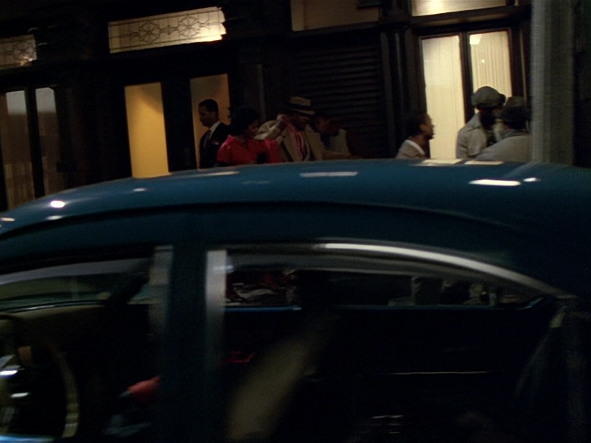 extant_StarTrek_DS9_6x13-FarBeyondTheStars_3337.jpg