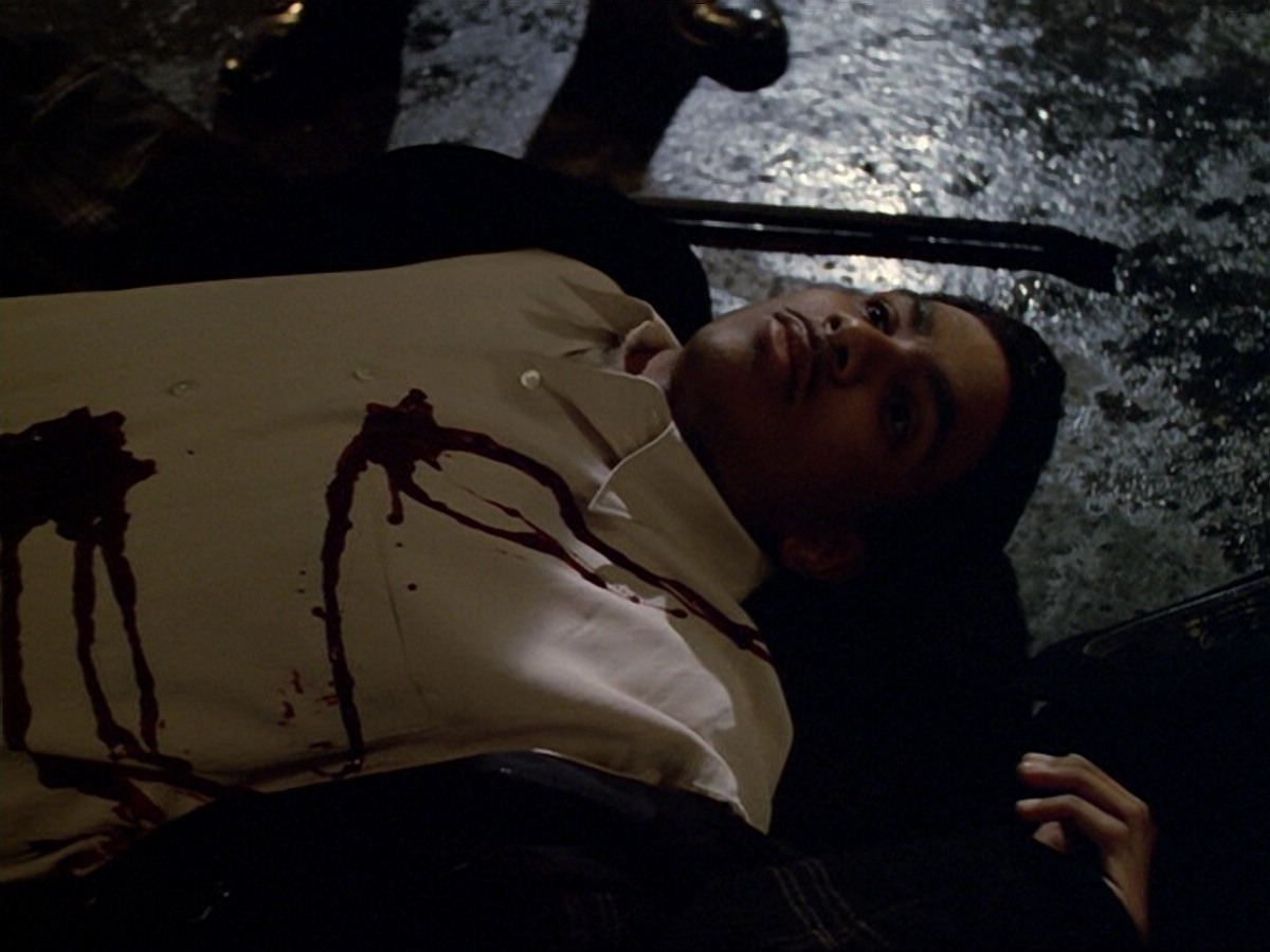 extant_StarTrek_DS9_6x13-FarBeyondTheStars_3463.jpg