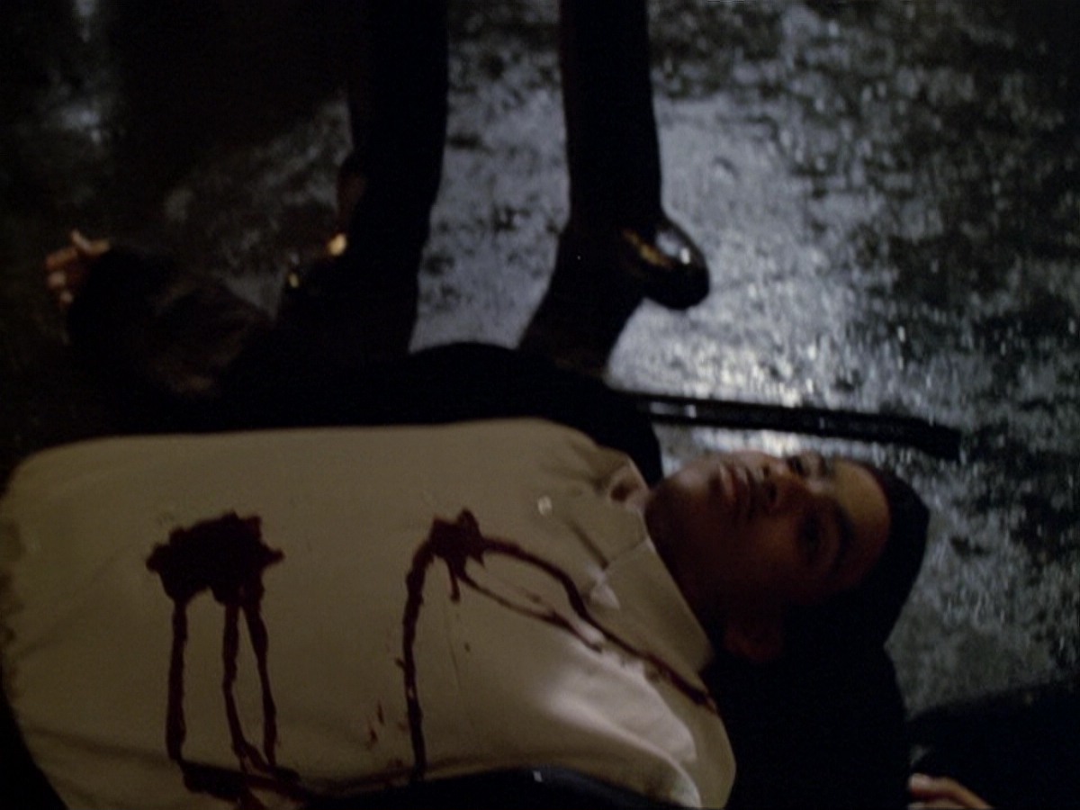 extant_StarTrek_DS9_6x13-FarBeyondTheStars_3465.jpg