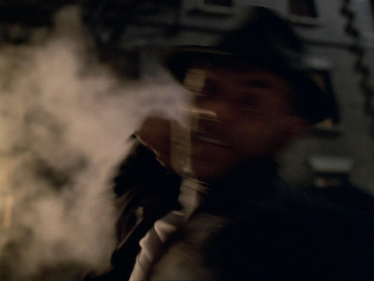 extant_StarTrek_DS9_6x13-FarBeyondTheStars_3523.jpg