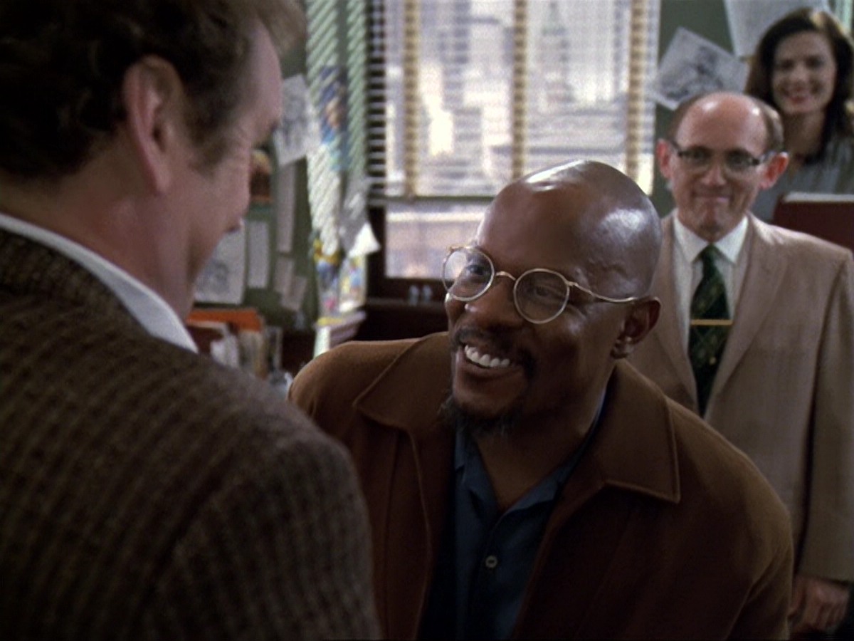 extant_StarTrek_DS9_6x13-FarBeyondTheStars_3748.jpg