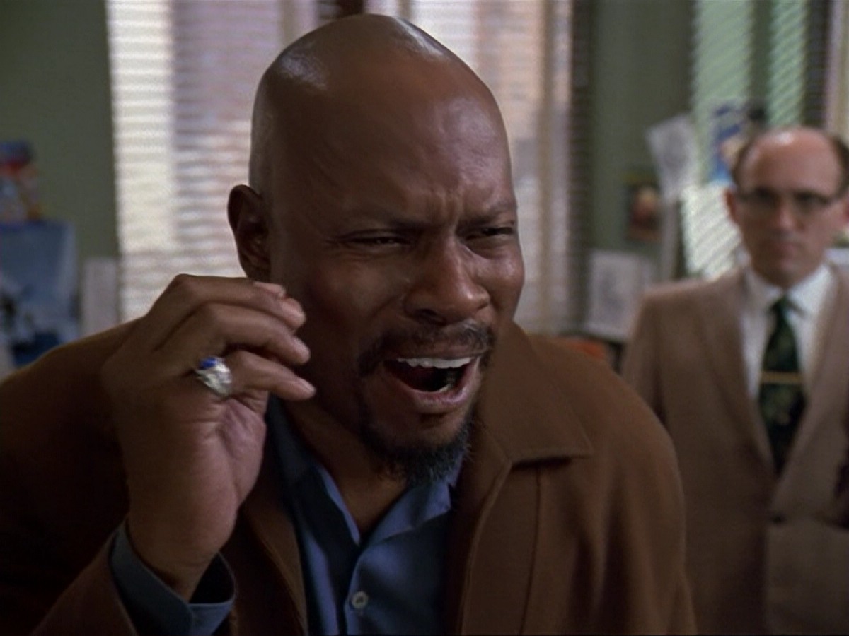 extant_StarTrek_DS9_6x13-FarBeyondTheStars_4053.jpg