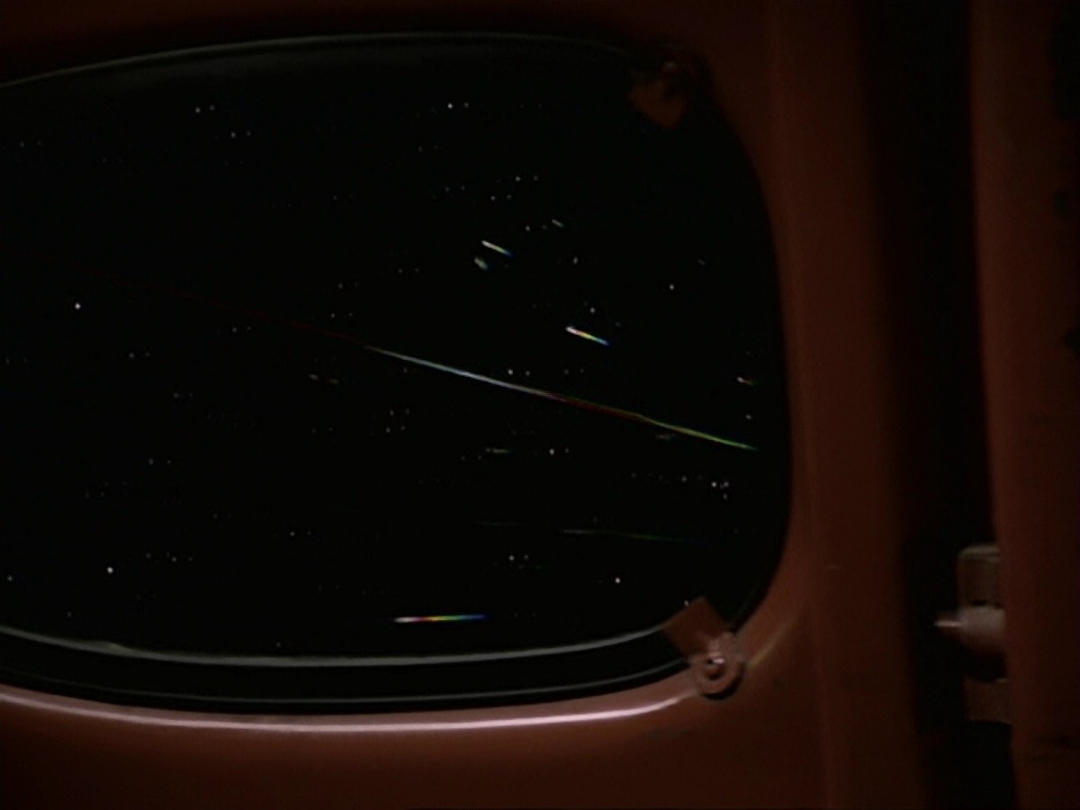 extant_StarTrek_DS9_6x13-FarBeyondTheStars_4224.jpg