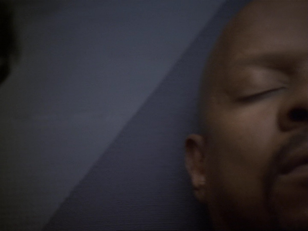 extant_StarTrek_DS9_6x13-FarBeyondTheStars_4240.jpg