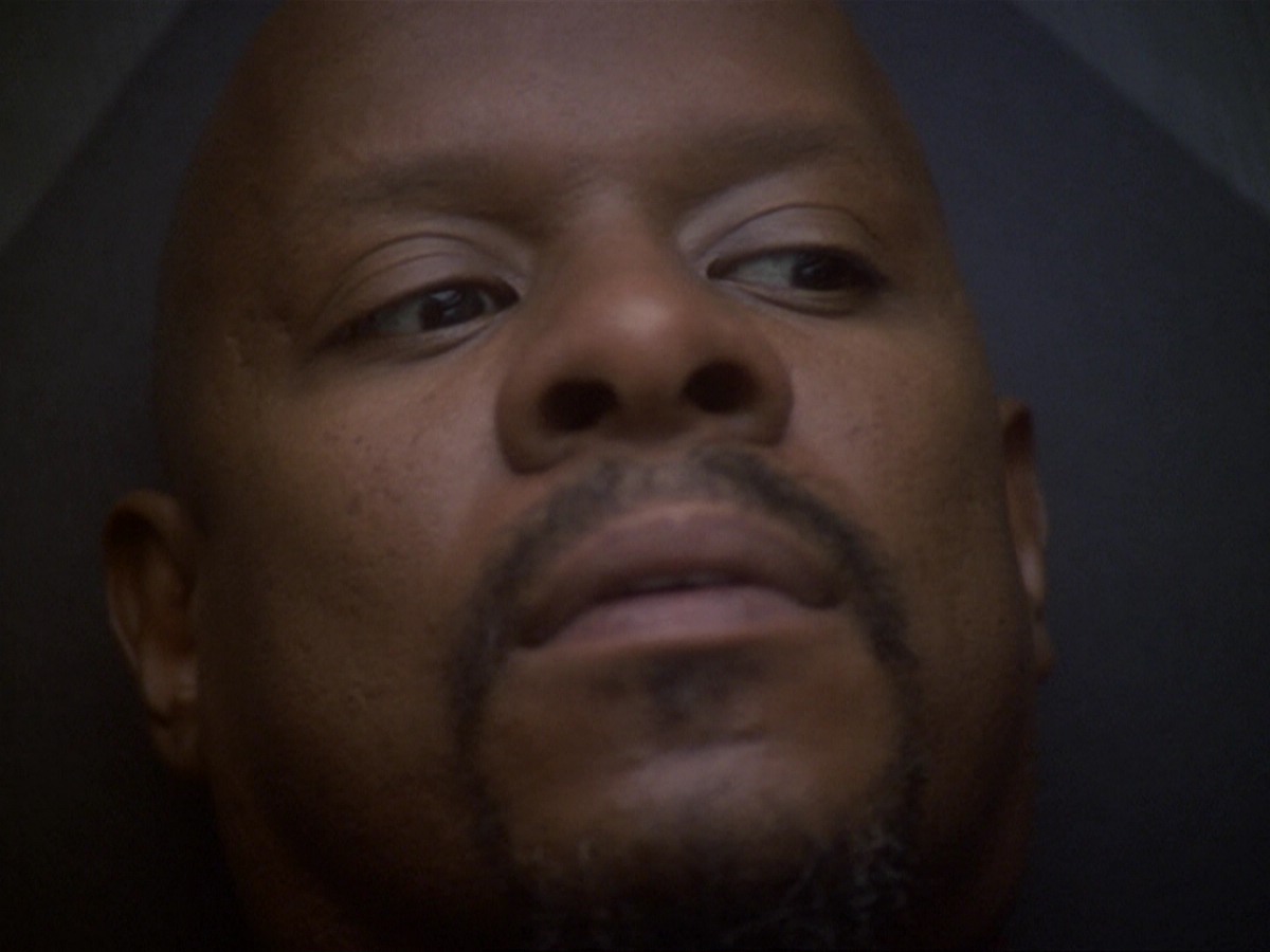 extant_StarTrek_DS9_6x13-FarBeyondTheStars_4249.jpg