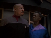 Filename=extant_StarTrek_DS9_6x13-FarBeyondTheStars_0302.jpg
Filesize=98KiB
Dimensions=1200x900
Date added=Mar 21, 2019 extant_StarTrek_DS9_6x13-FarBeyondTheStars_0302.jpg