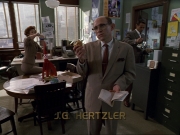 extant_StarTrek_DS9_6x13-FarBeyondTheStars_0859.jpg