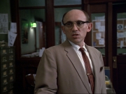 extant_StarTrek_DS9_6x13-FarBeyondTheStars_0878.jpg