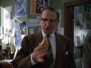 extant_StarTrek_DS9_6x13-FarBeyondTheStars_0886.jpg