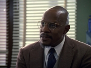 extant_StarTrek_DS9_6x13-FarBeyondTheStars_2159.jpg