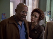 extant_StarTrek_DS9_6x13-FarBeyondTheStars_3850.jpg