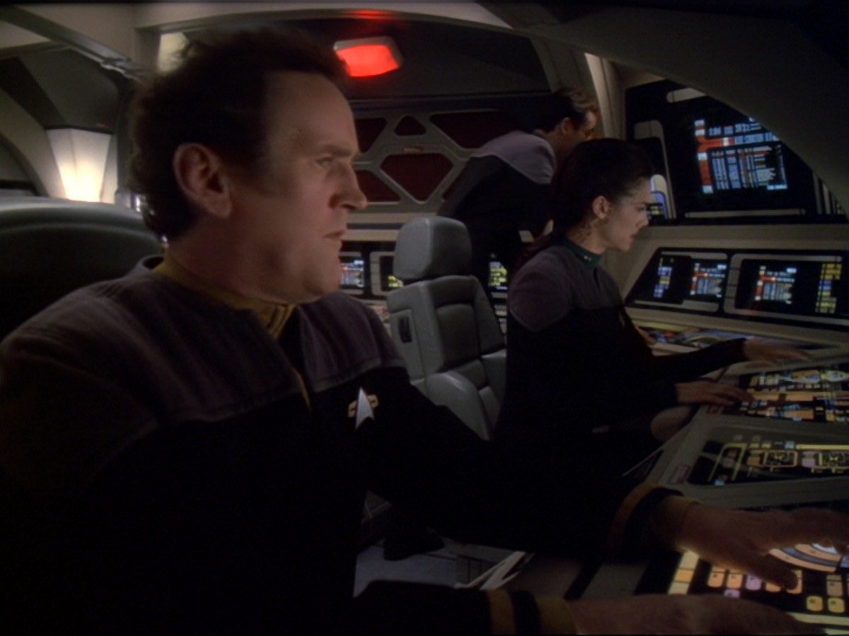 extant_StarTrek_DS9_6x14-OneLittleShip_0285.jpg