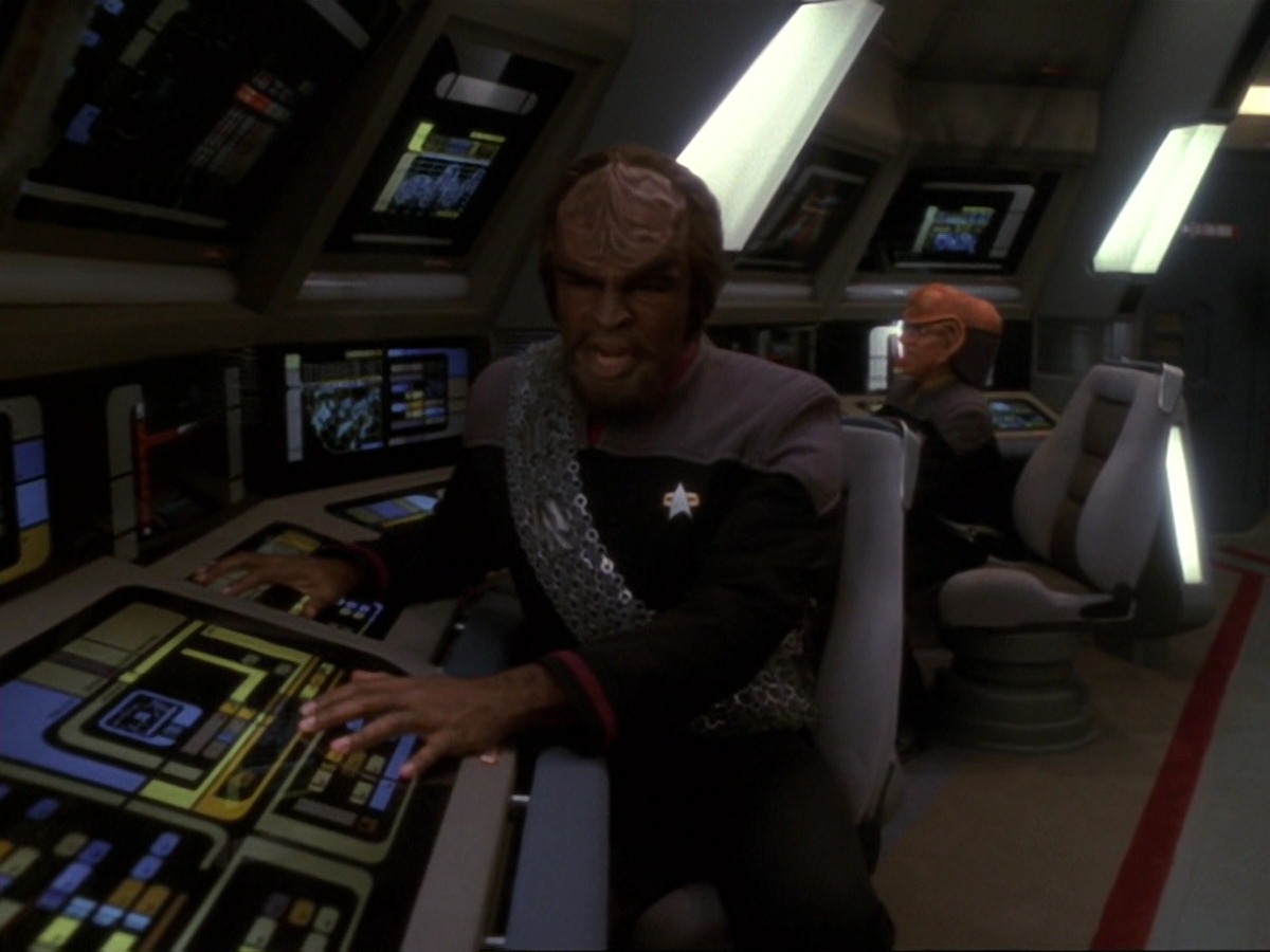 extant_StarTrek_DS9_6x14-OneLittleShip_0295.jpg
