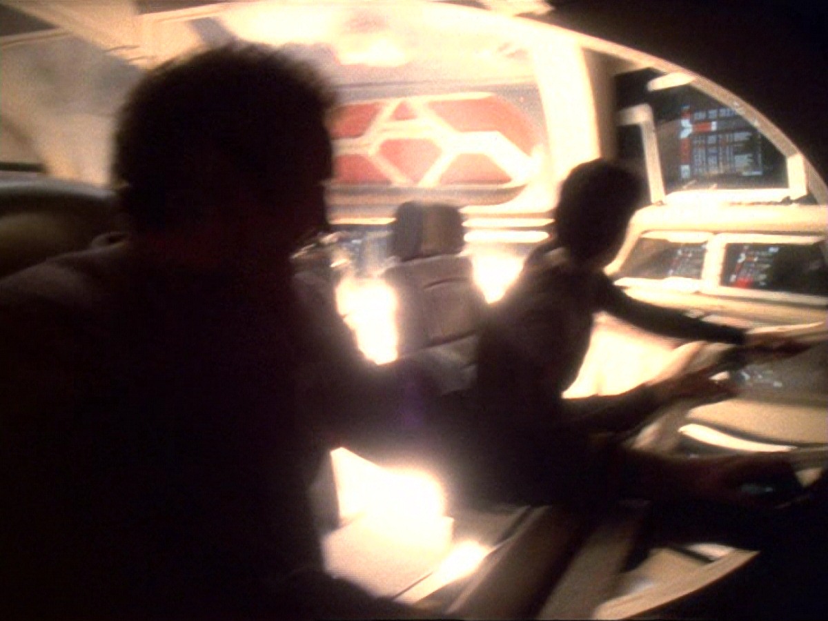 extant_StarTrek_DS9_6x14-OneLittleShip_0348.jpg
