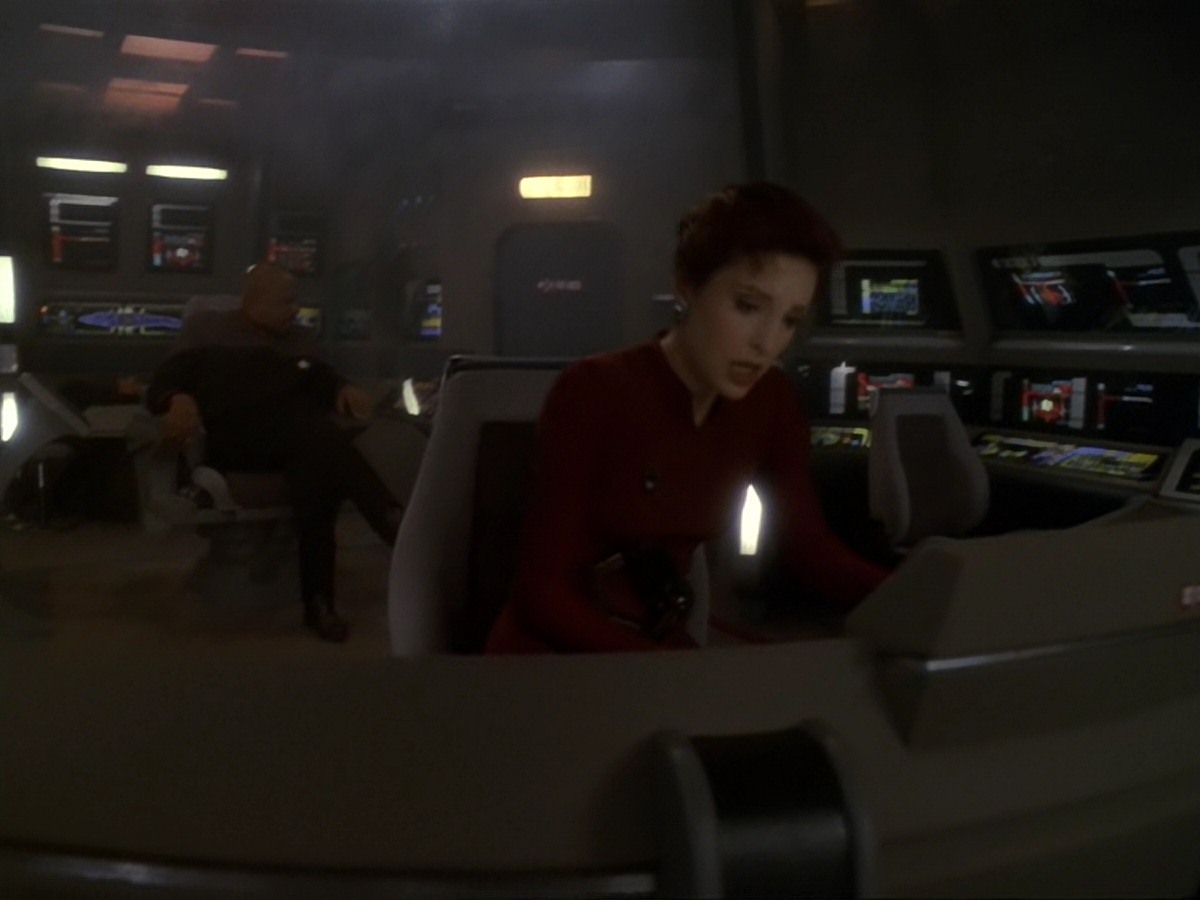 extant_StarTrek_DS9_6x14-OneLittleShip_0361.jpg