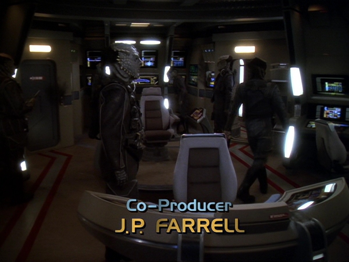 extant_StarTrek_DS9_6x14-OneLittleShip_0624.jpg