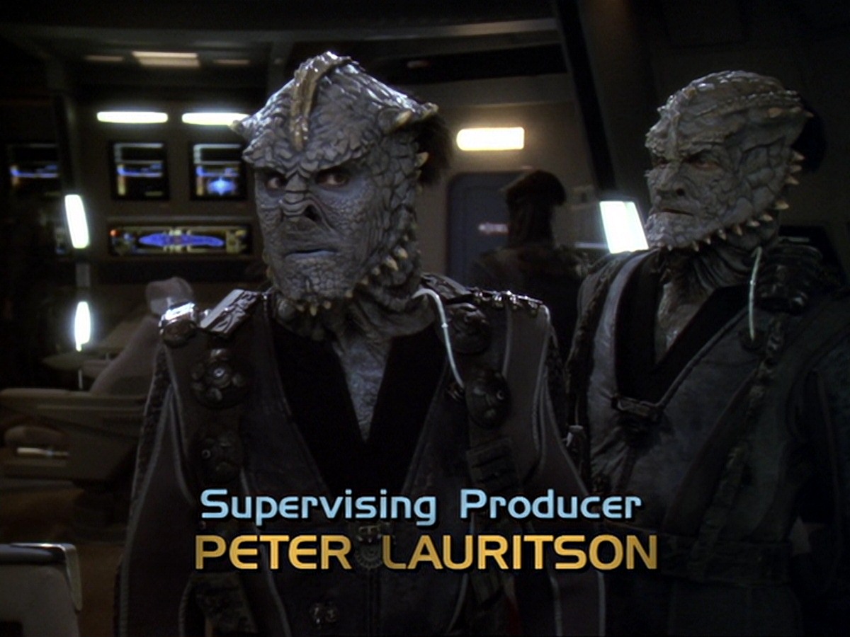 extant_StarTrek_DS9_6x14-OneLittleShip_0649.jpg