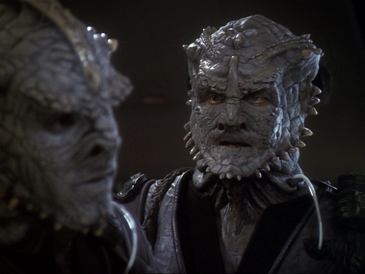 extant_StarTrek_DS9_6x14-OneLittleShip_0669.jpg