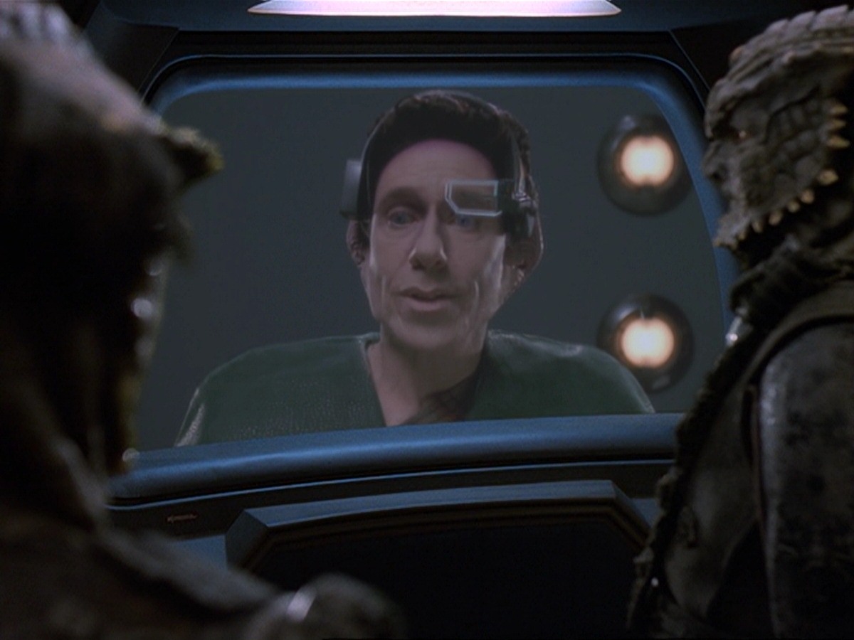 extant_StarTrek_DS9_6x14-OneLittleShip_0728.jpg