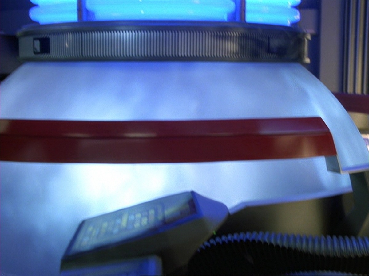 extant_StarTrek_DS9_6x14-OneLittleShip_1766.jpg