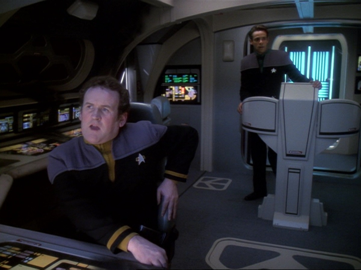 extant_StarTrek_DS9_6x14-OneLittleShip_1878.jpg