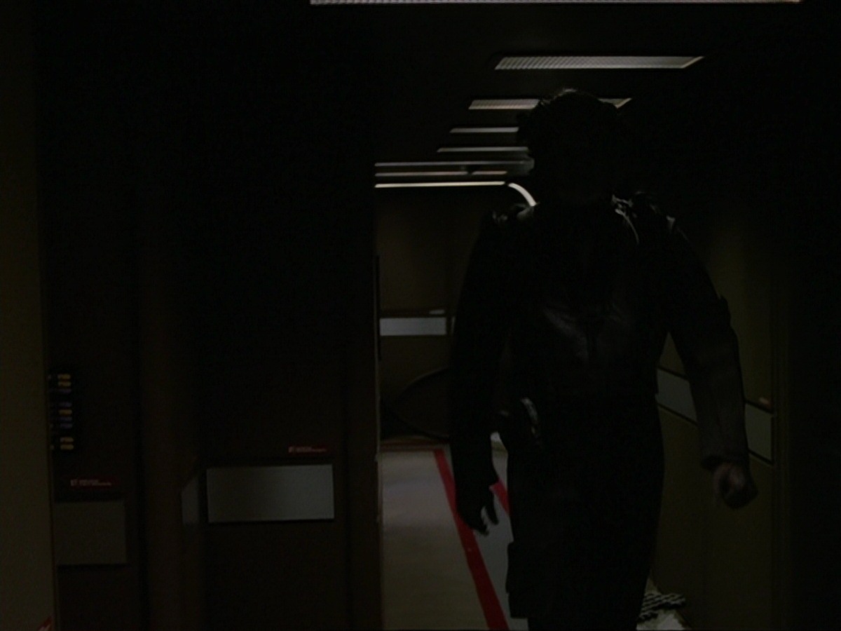 extant_StarTrek_DS9_6x14-OneLittleShip_2367.jpg