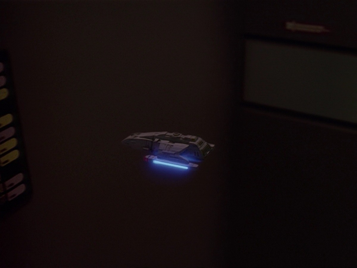 extant_StarTrek_DS9_6x14-OneLittleShip_2502.jpg