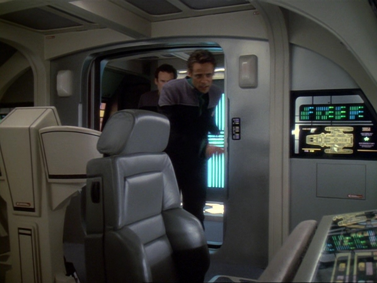 extant_StarTrek_DS9_6x14-OneLittleShip_3215.jpg