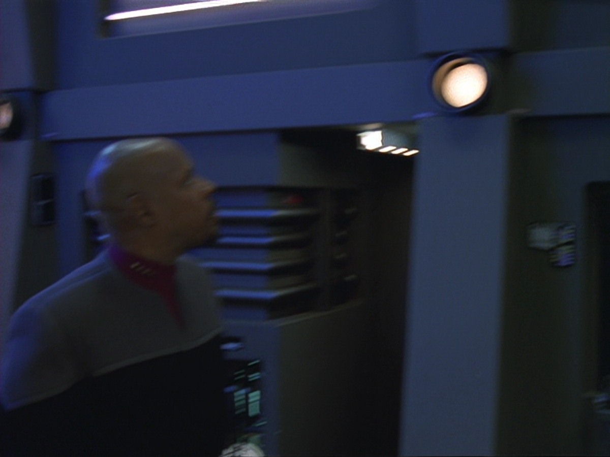 extant_StarTrek_DS9_6x14-OneLittleShip_3496.jpg