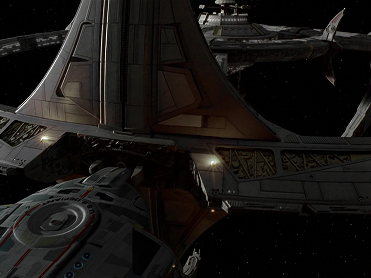 extant_StarTrek_DS9_6x14-OneLittleShip_3525.jpg